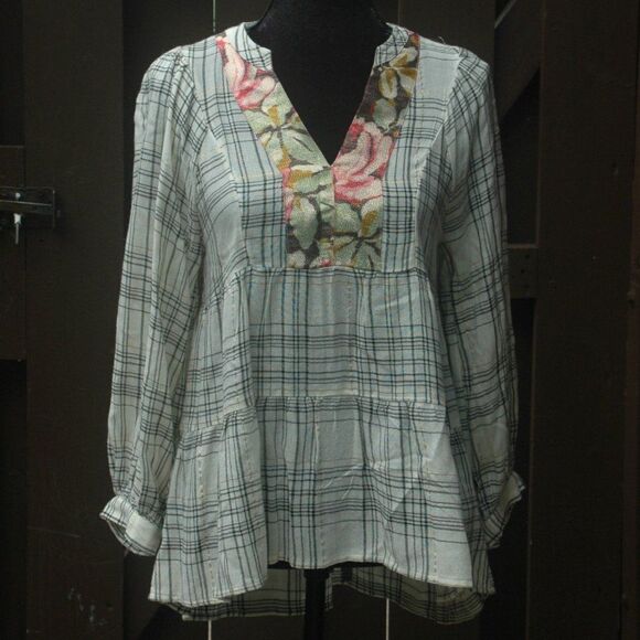 Anthropologie XSP Sparkly Floral Neckline Plaid Blouse NEW - Picture 2 of 7